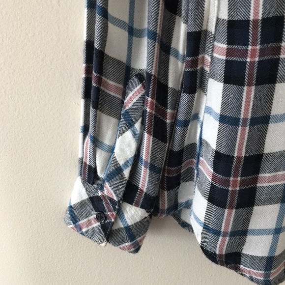 Rails Plaid Flannel Button Down Shirt - Picture 4 of 8
